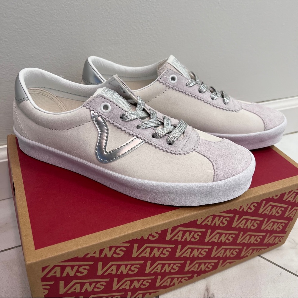 NEW Vans High Shine Gray/Blanc De Blanc Sport Low Shoe Size 8 Womens
